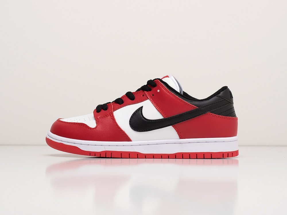 Nike dunk sales low red white