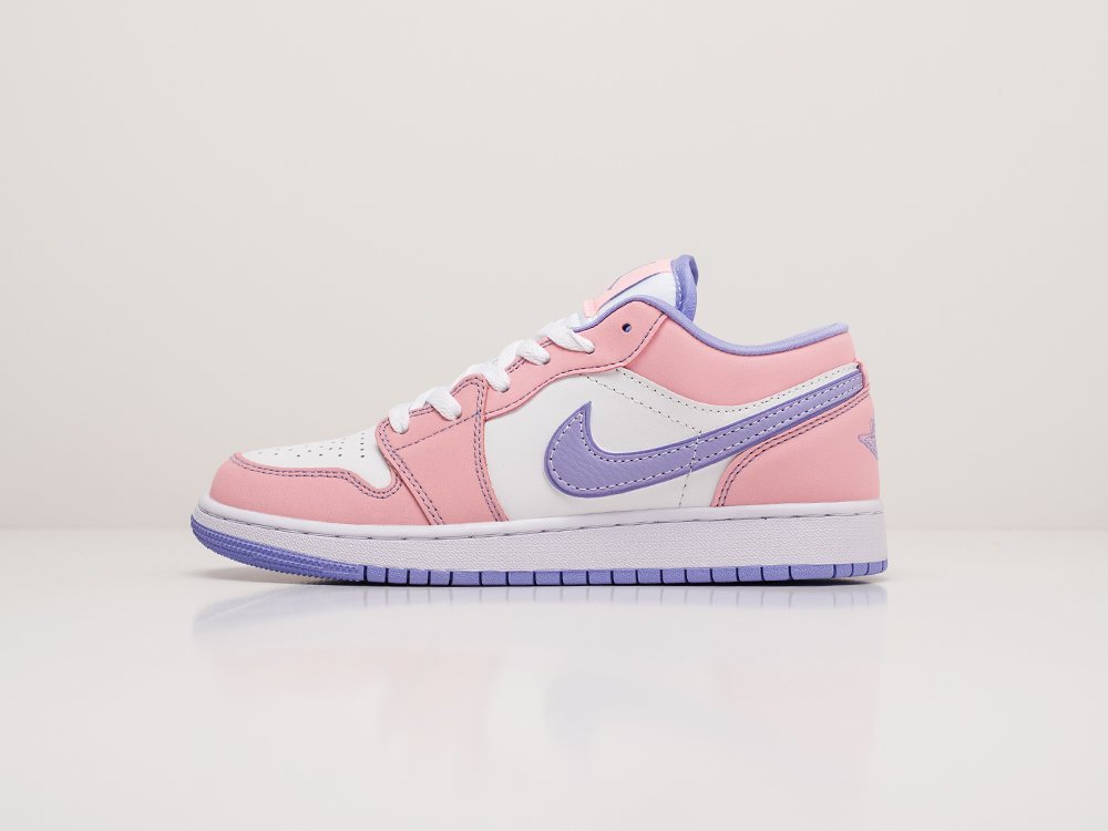 Nike air jordan sales 1 low pink