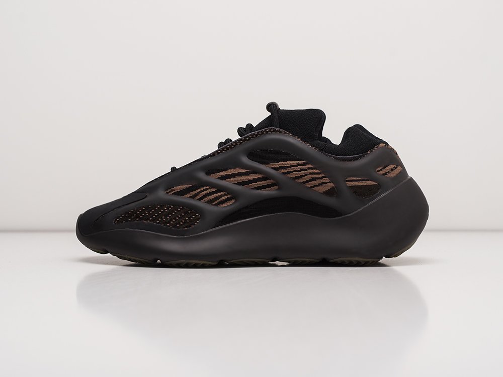 Adidas Yeezy Boost 700 v3 black