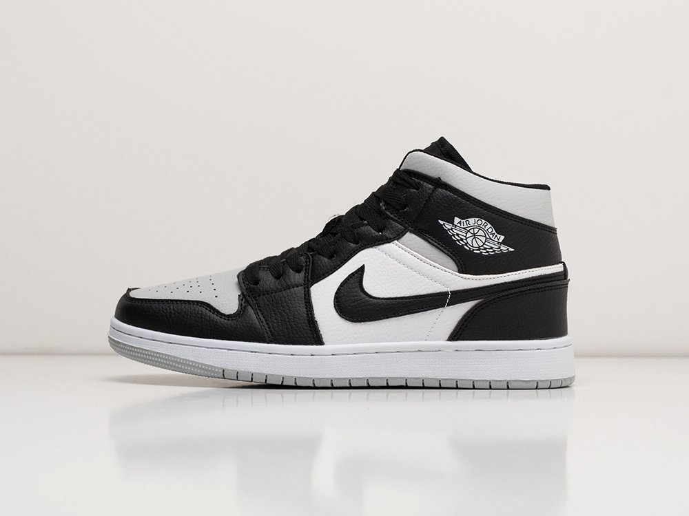 Nike Air Jordan 1 leather black 2021
