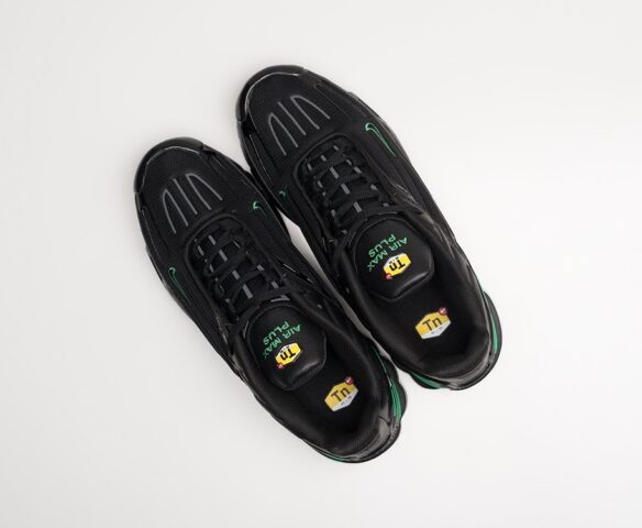 Nike air max on sale plus green and black