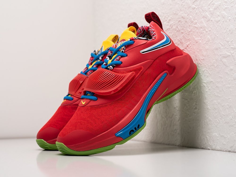 UNO x Nike Zoom Freak 3 red KEDRED