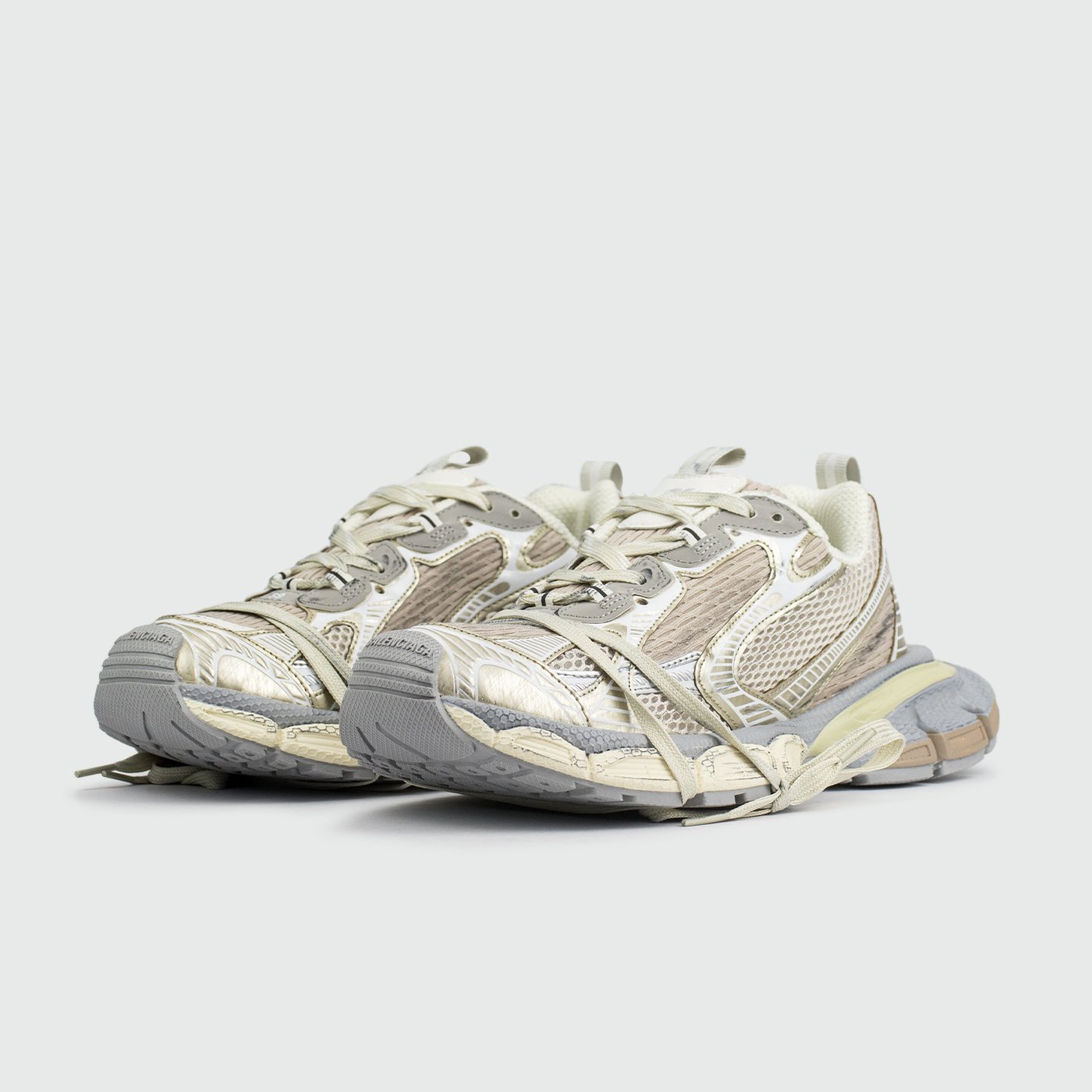 Balenciaga best sale sneakers grey