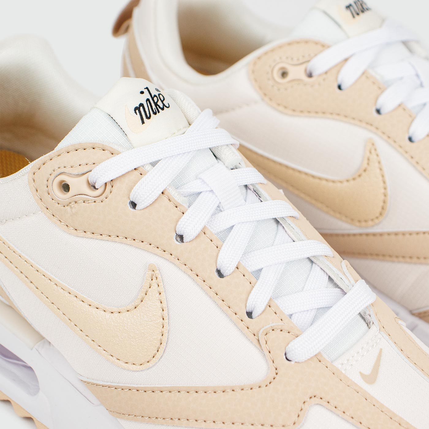 Nike Air Max Dawn White Beige Wmns KEDRED