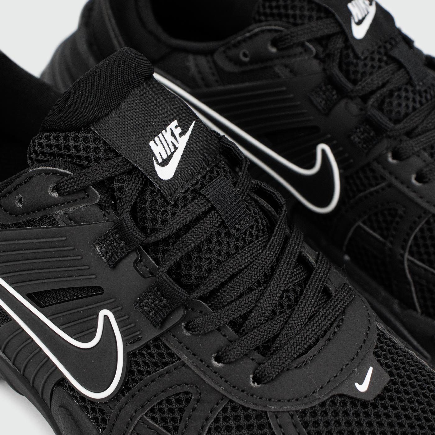 Nike V2K Run Trp.Black KEDRED