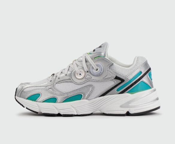 Nike air huarache gripp on feet hot sale